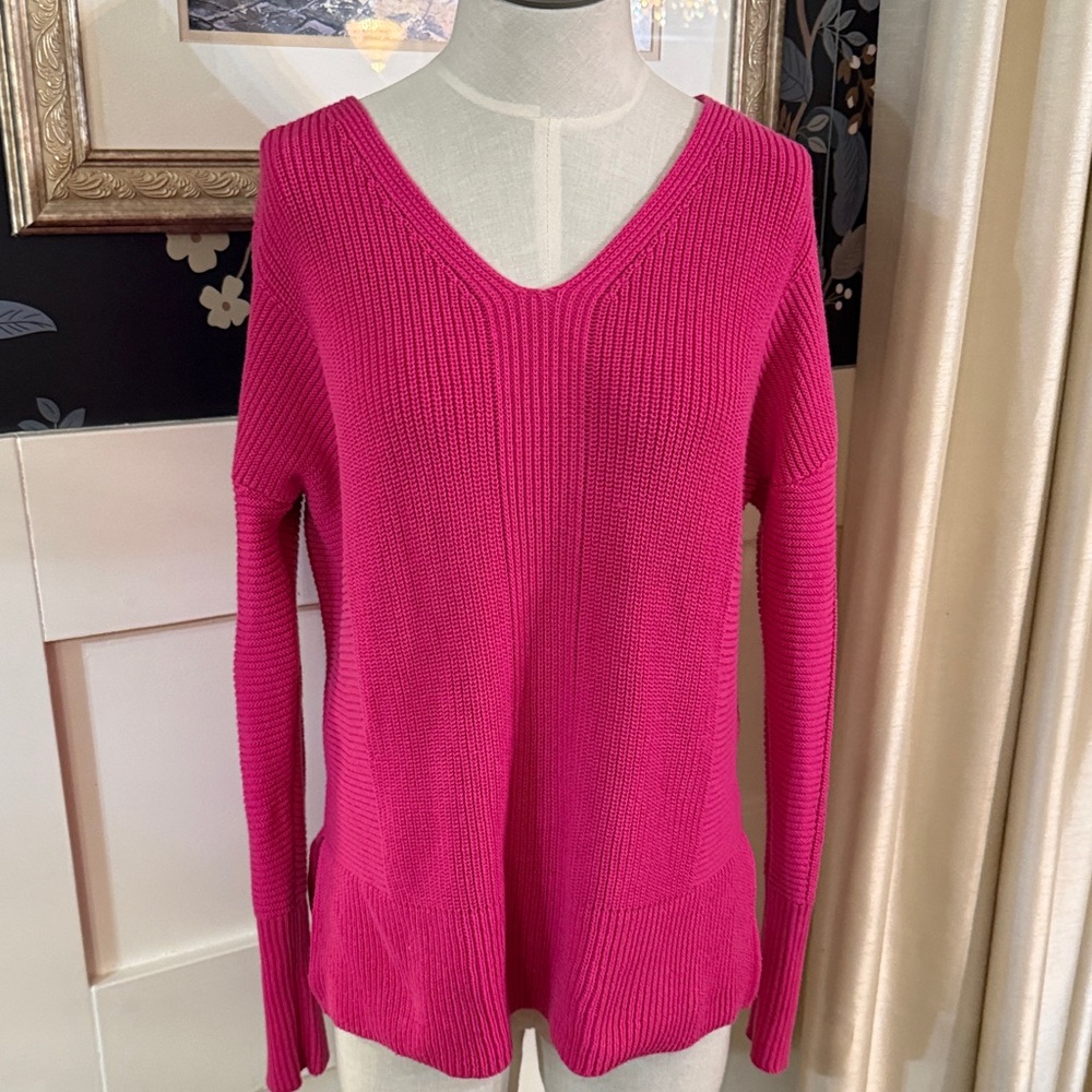 Rachel Zoe Women's Pink V-Neck Sweater pattern cable with button cuffs size M